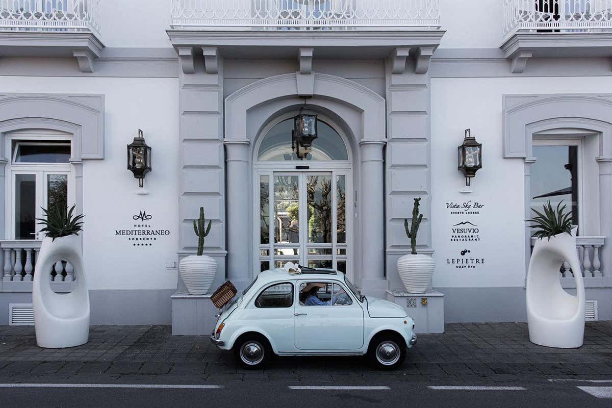 Hotel Mediterraneo: un faro di ospitalità di classe a Sorrento